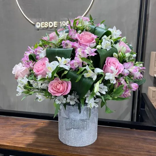 caja pote strass plata con rosas importadas